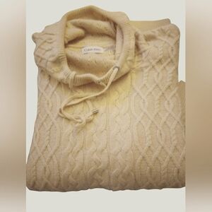 Calvin Klein Chunky Cowl neck Cable knit Sweater. Size XL. Drawing neck. Coral.